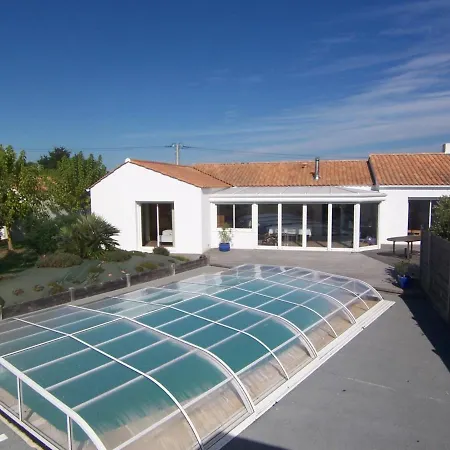 Dom wakacyjny Maison Spacieuse Avec Piscine Privative, Terrasse Et Jardin Pres Des Sables-d'olonne - Fr-1-197-297 L'Ile-d'Olonne