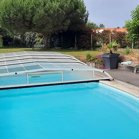 Dom wakacyjny Maison Spacieuse Avec Piscine Privative, Terrasse Et Jardin Pres Des Sables-d'olonne - Fr-1-197-297 L'Ile-d'Olonne