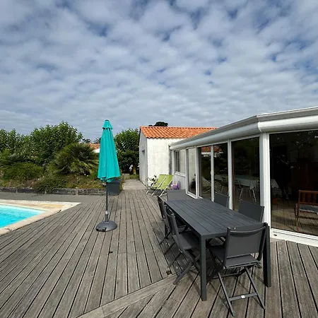 Maison Spacieuse Avec Piscine Privative, Terrasse Et Jardin Pres Des Sables-d'olonne - Fr-1-197-297 Dom wakacyjny *