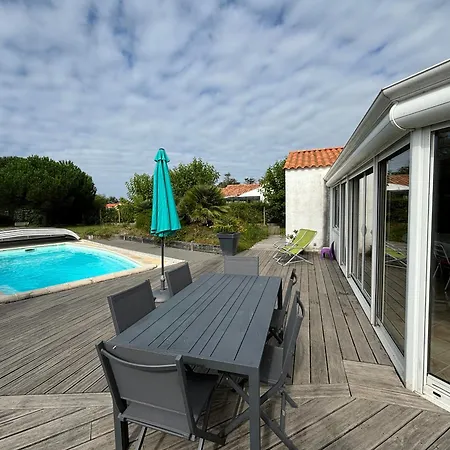 Maison Spacieuse Avec Piscine Privative, Terrasse Et Jardin Pres Des Sables-d'olonne - Fr-1-197-297 L'Ile-d'Olonne